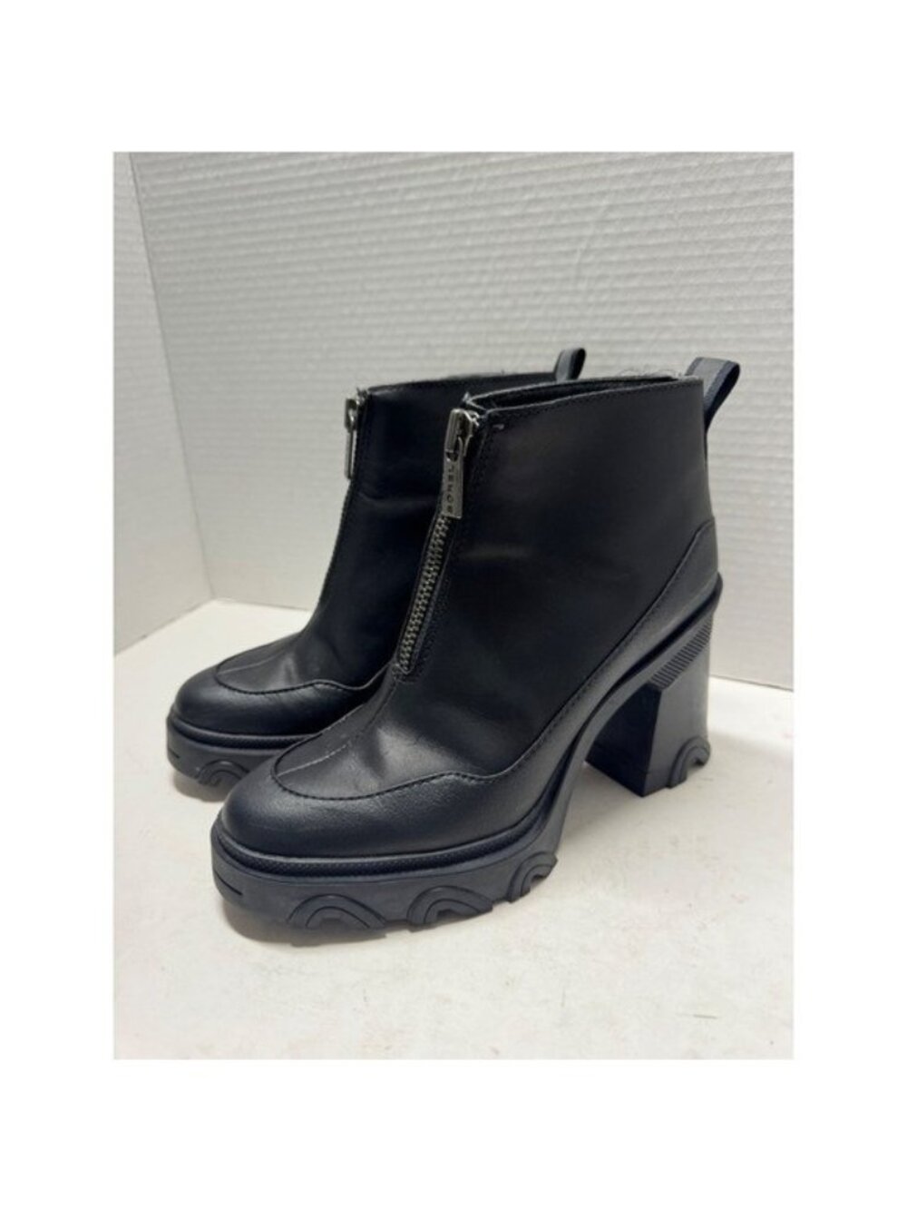 Sorel Brex Boot Front Zip Black Leather Ankle Boots NL5007-010 Womens 6